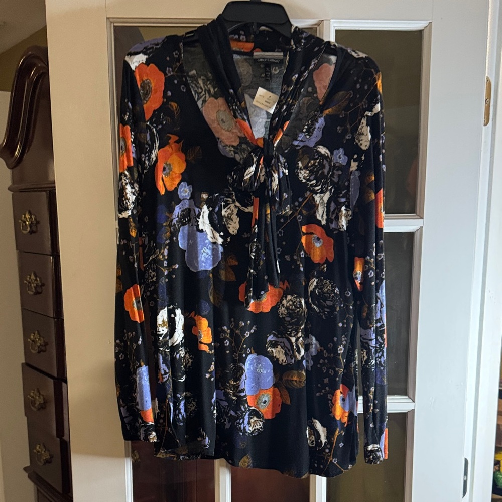 Brand New!! Allison Brittney Black Floral Blouse